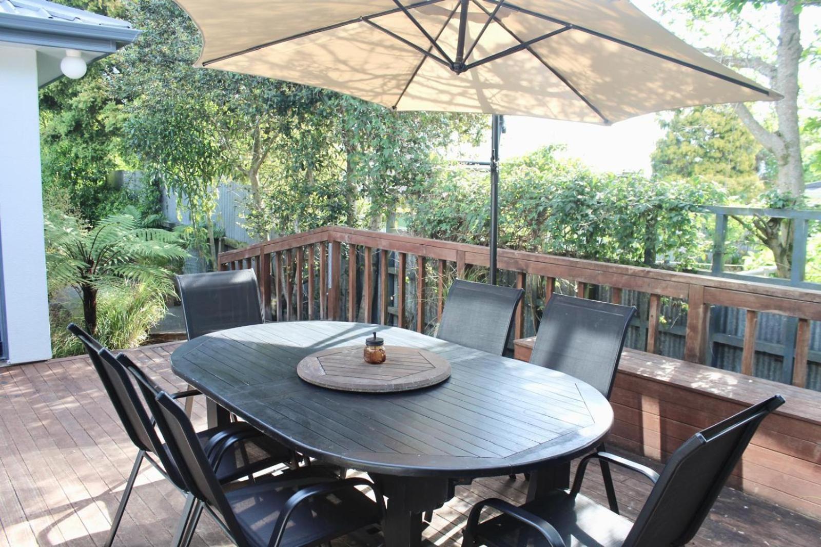 5-Min Walk To Village - Havelock North Holiday Home With Spa Pool Εξωτερικό φωτογραφία